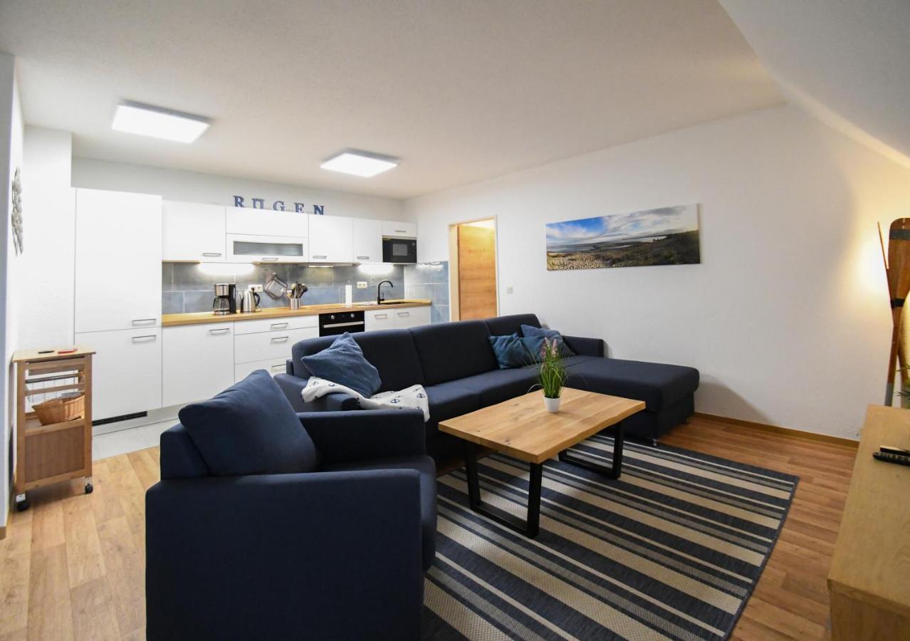 Ferienwohnung Weitblick Mit Logia Lobbe Buitenkant foto