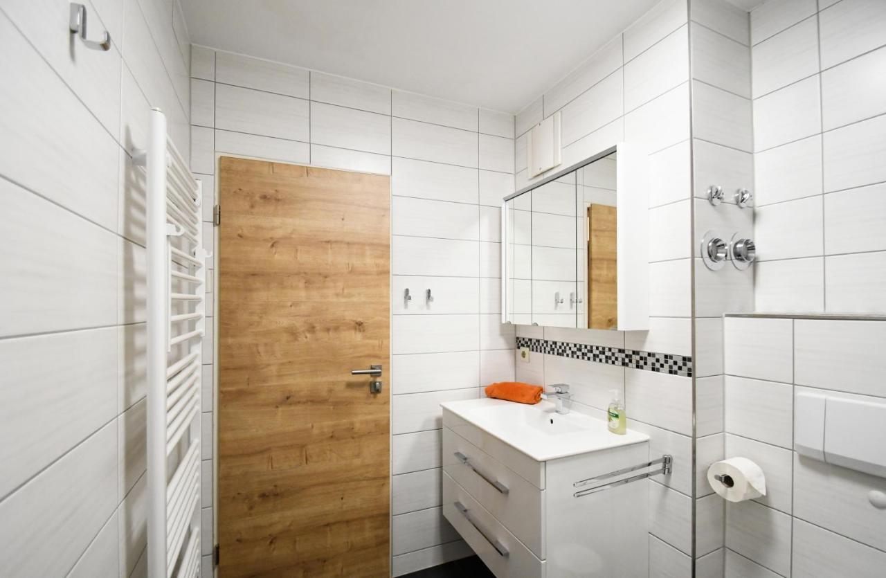 Ferienwohnung Weitblick Mit Logia Lobbe Buitenkant foto
